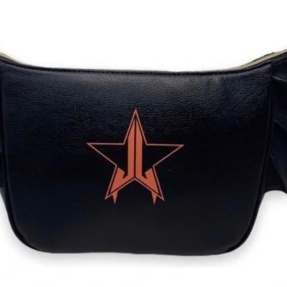 Jeffree Star Cosmetics Exclusive Faux Leather Bat Makeup Bag - Black. NWOT